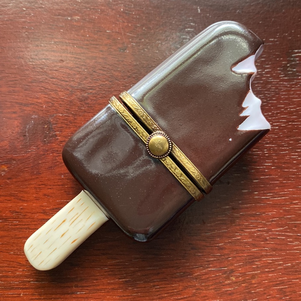 Limoges🍫Chocolate🍓Strawberry Ice Cream Bar Box - Picture 3 of 10